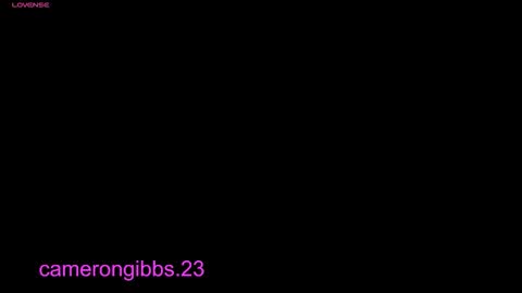 Madelene hills online show from 10.07.25