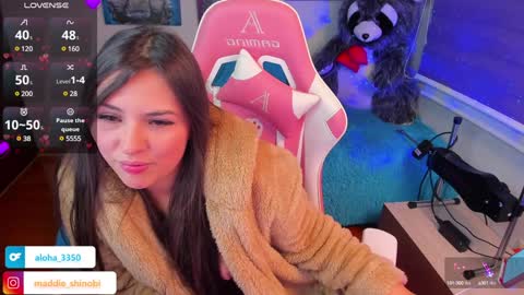 Snapshot of madeleine_shinobi chatting on 01.27.25 Emily Only Fans online show from 01.27.25