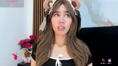 Snapshot of madelin_clerk chatting on 12.10.24 Madelin Clerk online show from 12.10.24