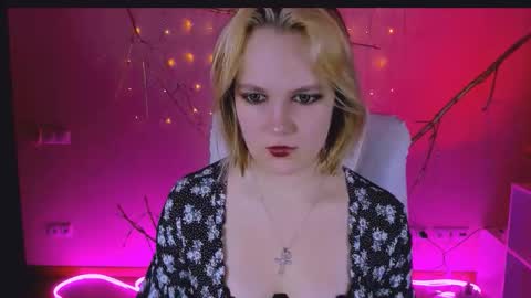 Madeline online show from 02.11.26