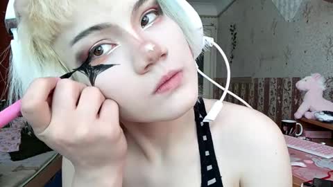 Snapshot of madgezari chatting on 03.01.26 Alice Kaneki online show from 03.01.26