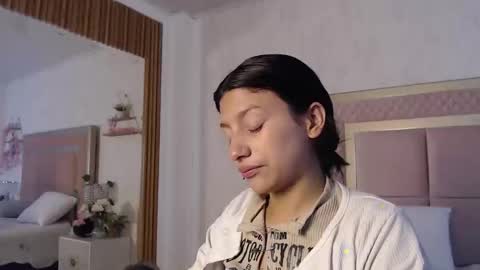 madhison_5 online show from 04.09.26