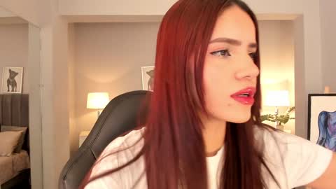 Snapshot of madie_collins7 chatting on 01.04.25 Madie online show from 01.04.25