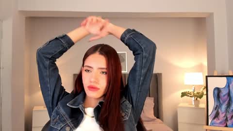 Snapshot of madie_collins7 chatting on 01.05.25 Madie online show from 01.05.25