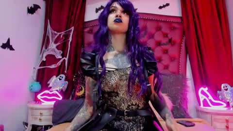 Maddison online show from 10.25.25