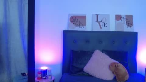 Snapshot of madisex_s chatting on 02.18.26 Madelein online show from 02.18.26