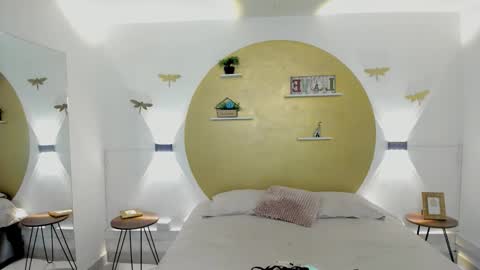 MADISON  online show from 11.10.25