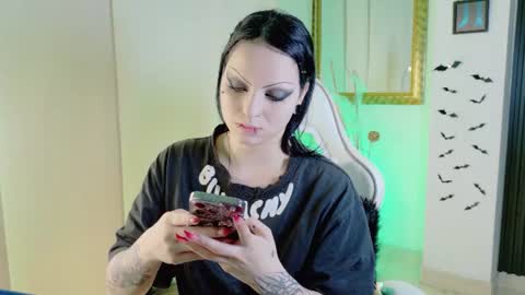 madison_jacksonn online show from 08.03.26