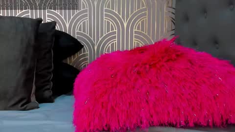   online show from 01.12.25