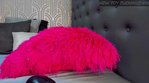   online show from 03.06.25