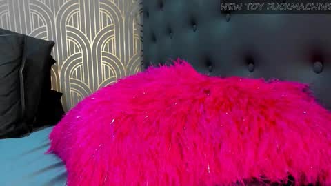   online show from 03.12.25