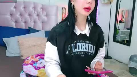 madison_oli online show from 09.16.25