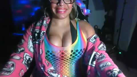 Snapshot of madisonjayde77 chatting on 02.10.25 MadisonJayde online show from 02.10.25