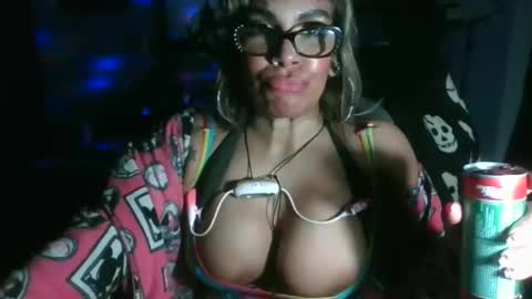 Snapshot of madisonjayde77 chatting on 02.10.25 MadisonJayde online show from 02.10.25
