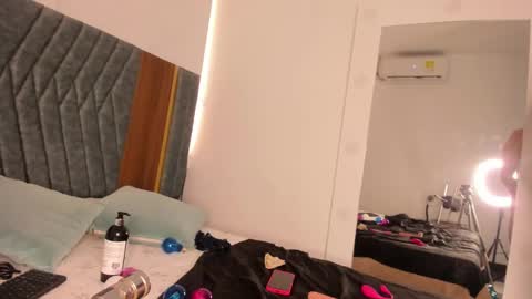 Madisson online show from 01.26.25