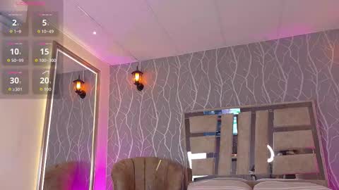    online show from 10.02.25