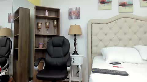 Snapshot of madisson_molly0 chatting on 02.23.26 madisson_molly0 online show from 02.23.26