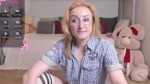 Snapshot of madissonkiss chatting on 07.17.26 Madisson online show from 07.17.26