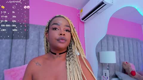 Madisson Lopez online show from 01.01.25