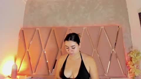Snapshot of mady_james chatting on 10.18.25 Mady James online show from 10.18.25
