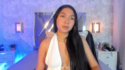 Snapshot of mady_roa chatting on 07.12.26 Mady Roa online show from 07.12.26