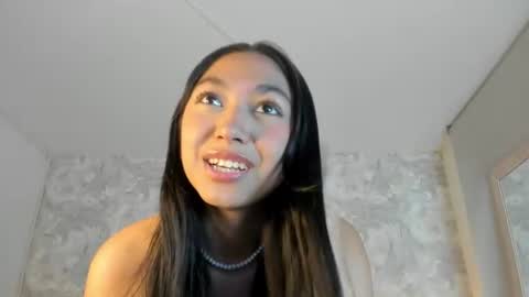 Snapshot of mady_roa chatting on 07.19.26 Mady Roa online show from 07.19.26