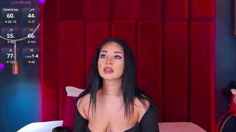 MadyLuxx online show from 11.29.25