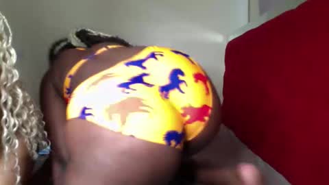 Maelys online show from 05.04.26