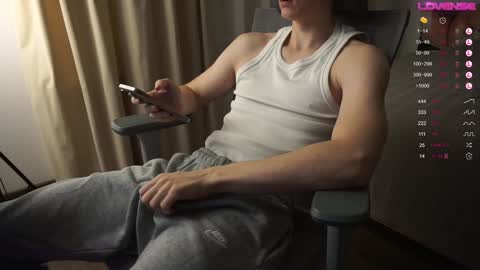 Snapshot of maestro3369 chatting on 12.18.24 Mike XMaestro 3369 online show from 12.18.24