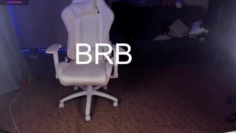 Maevee online show from 03.02.25