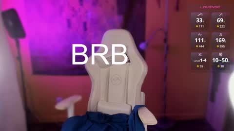 Maevee online show from 12.17.25