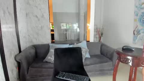 Snapshot of mafearias23 chatting on 06.17.26 mafearias23 online show from 06.17.26