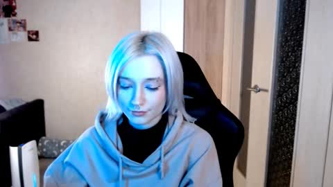 Sophia online show from 12.03.25