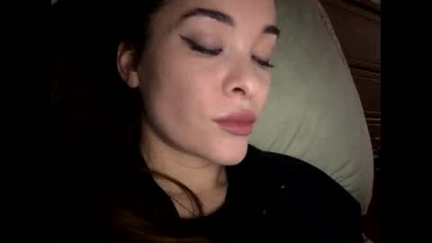 magggg658318 online show from 01.23.25