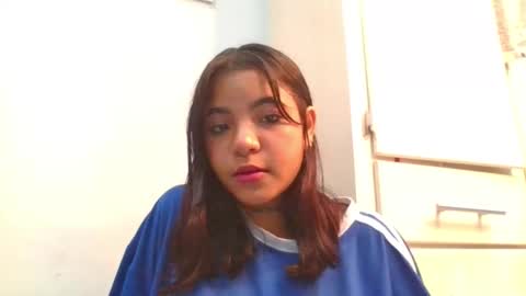 Snapshot of maggie_love77 chatting on 10.20.25 maggie online show from 10.20.25