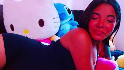 Snapshot of maggie_love77 chatting on 02.21.26 maggie online show from 02.21.26