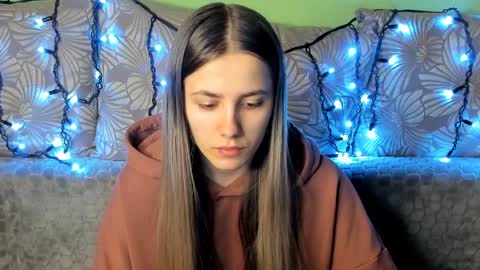 Maggie online show from 12.28.24