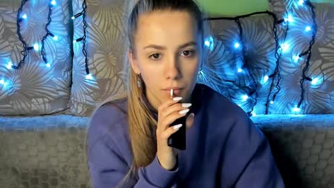 Maggie online show from 01.12.25