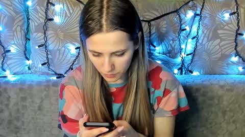 Maggie online show from 02.16.25