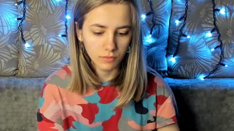 Maggie online show from 03.11.25