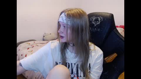 Snapshot of maggieswaggy chatting on 12.13.24 Magdalene Swaggy online show from 12.13.24