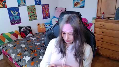 Snapshot of maggieswaggy chatting on 10.31.25 Magdalene Swaggy online show from 10.31.25