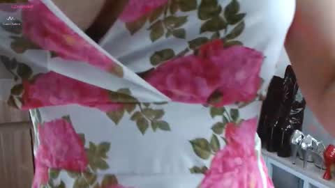 Snapshot of maghenta chatting on 12.19.25 Maghenta-MS mature online show from 12.19.25
