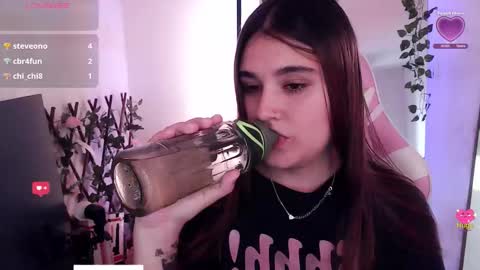 Snapshot of magic__smile chatting on 02.21.26 Luna online show from 02.21.26