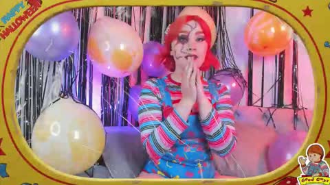 Vera  online show from 10.31.25