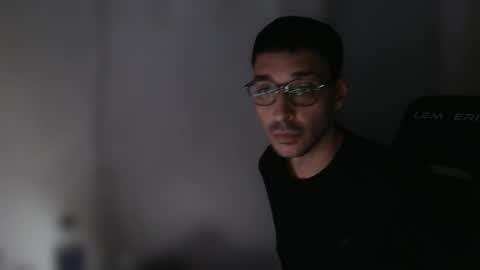 Snapshot of magicjawn chatting on 11.01.25 magicjawn online show from 11.01.25