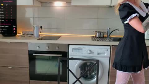 MagicLove online show from 04.14.26