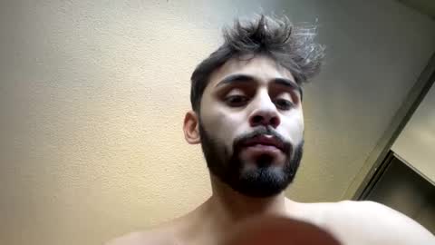 Snapshot of magicmatt230 chatting on 01.10.25 magicmatt online show from 01.10.25