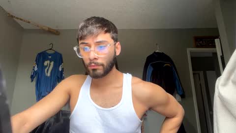 Snapshot of magicmatt230 chatting on 02.06.25 magicmatt online show from 02.06.25