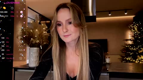 Snapshot of magicpeaach chatting on 01.13.25 magicpeaach online show from 01.13.25